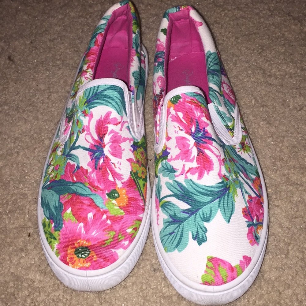 Flora slip ons